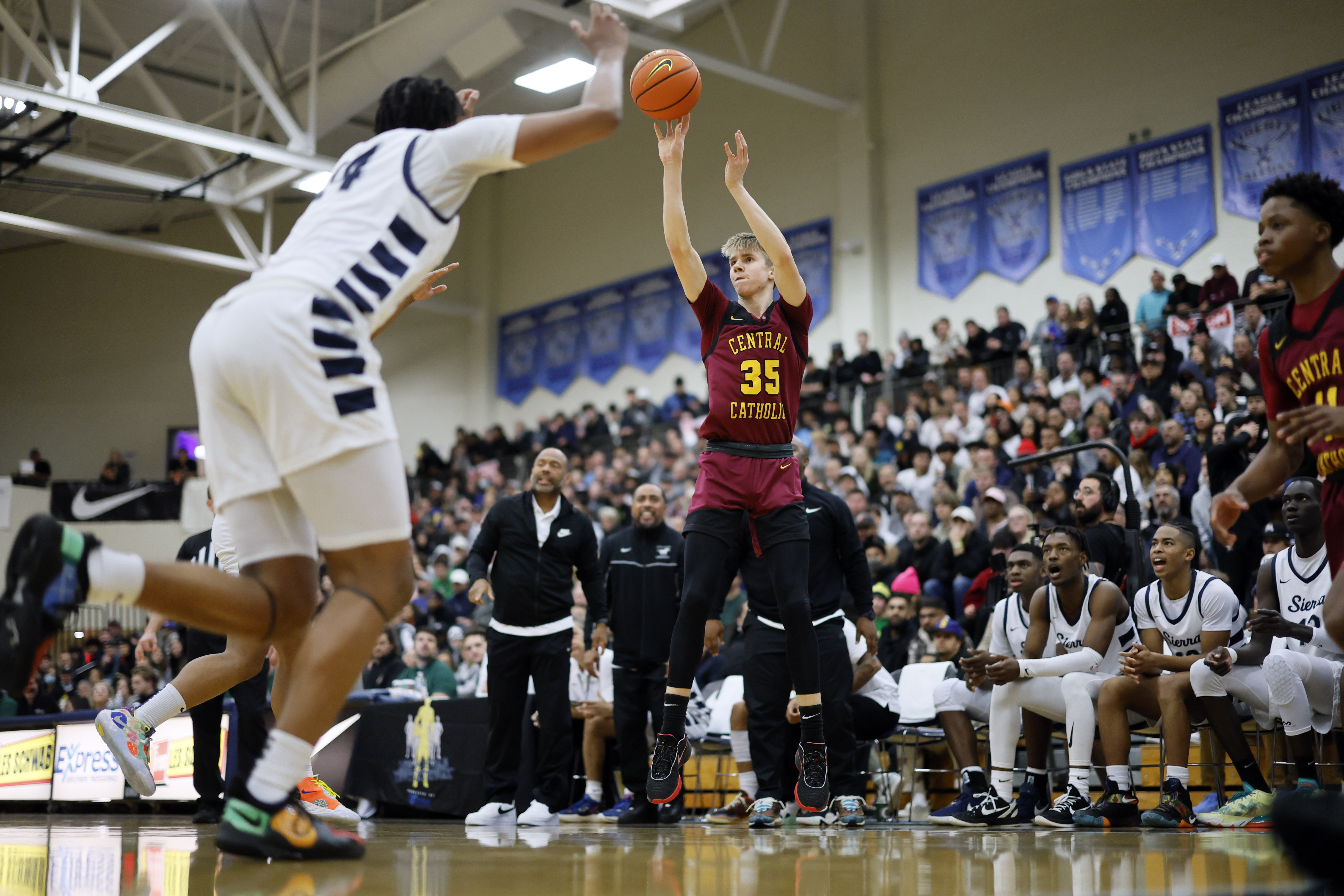 Sierra Canyon Central Catholic Les Schwab Invitational Soobum Im 22